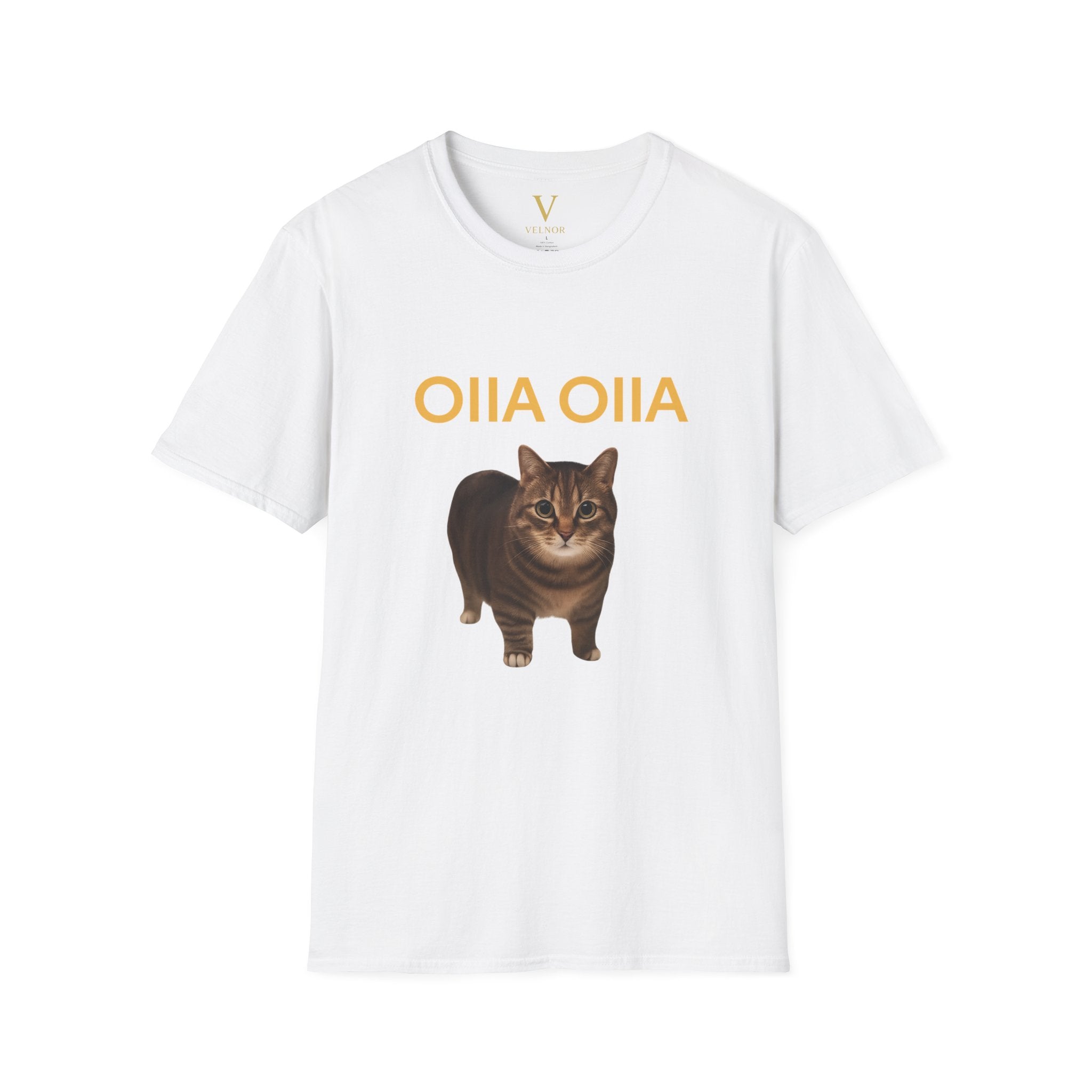 Cute Cat Graphic T-Shirt - OIIA OIIA Design