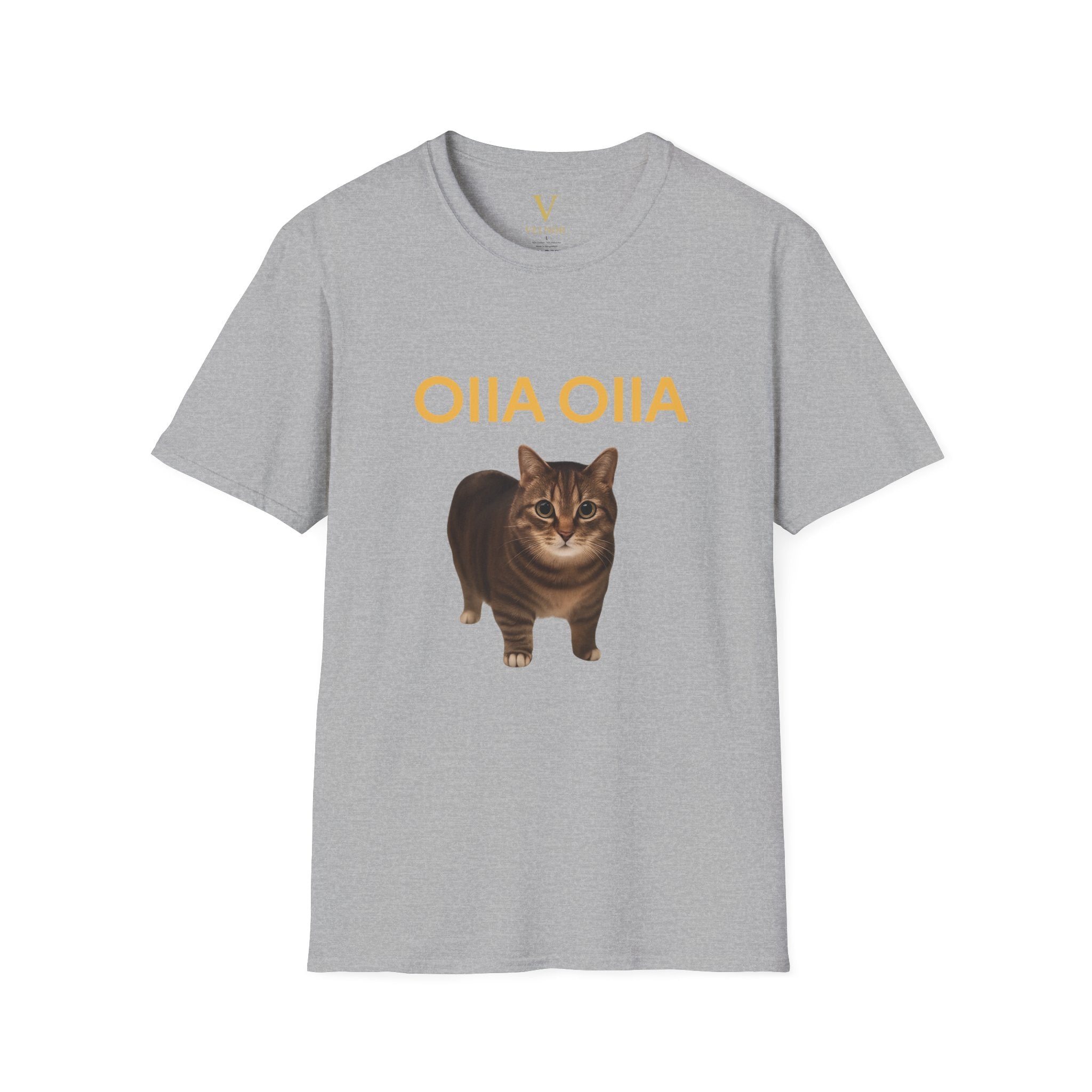 Cute Cat Graphic T-Shirt - OIIA OIIA Design